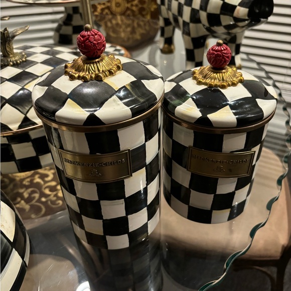 Mackenzie child’s - Picture 3 of 14